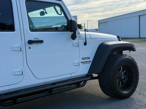 Used 2013 Jeep Wrangler Unlimited Sport image 41