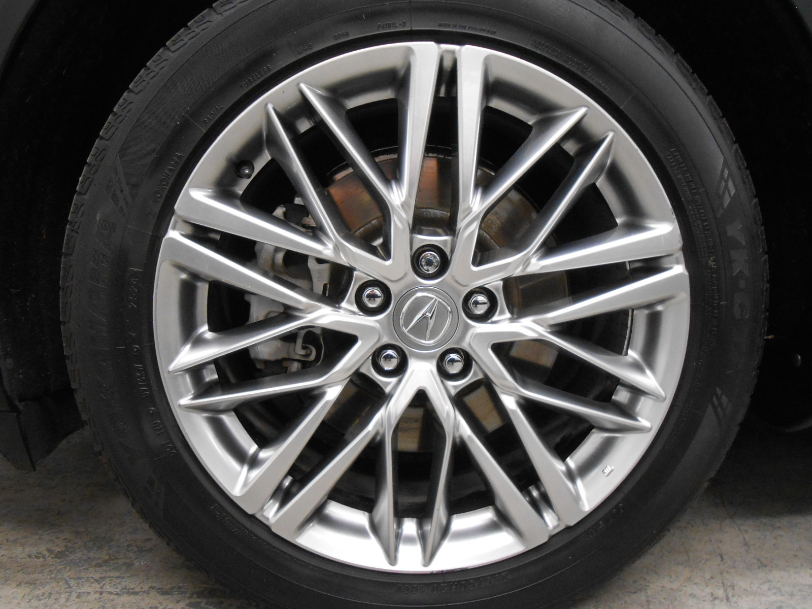 Used 2023 Acura MDX SH-AWD w/ Advance Package image 6