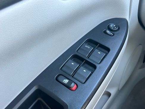 Used 2013 Chevrolet Impala LS image 10