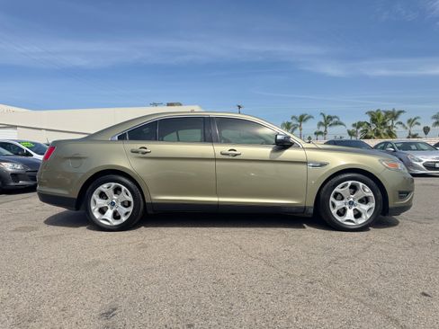 Used 2012 Ford Taurus Limited image 9