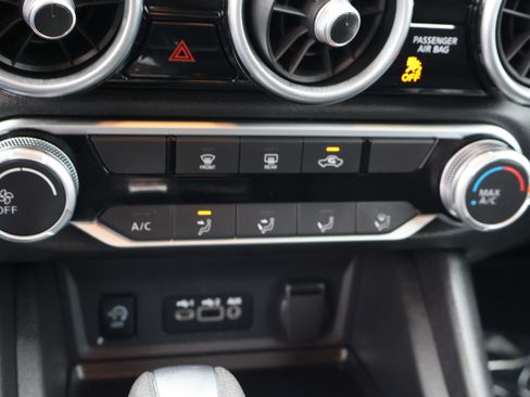 Used 2024 Nissan Sentra SV image 28