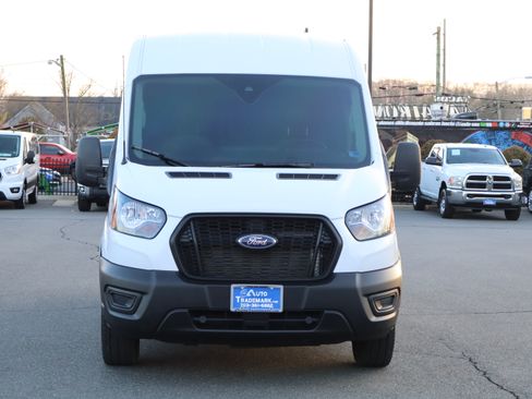 Used 2025 Ford Transit 250 image 4