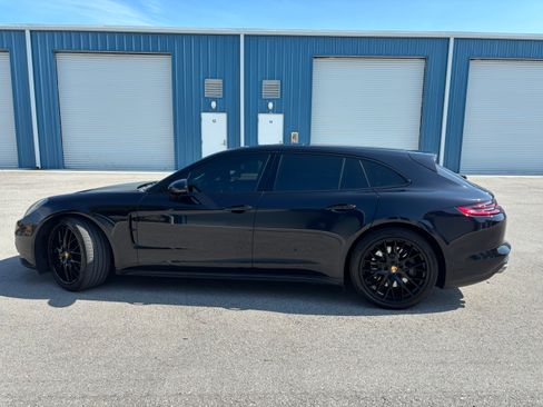 Used 2018 Porsche Panamera 4S Sport Turismo AWD/4WD image 8