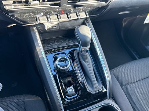 New 2026 GMC Canyon Elevation image 24