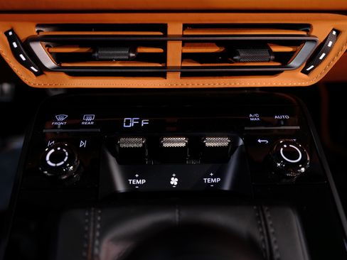 Used 2024 Porsche 911 S/T image 69