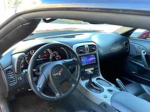 Used 2005 Chevrolet Corvette image 15