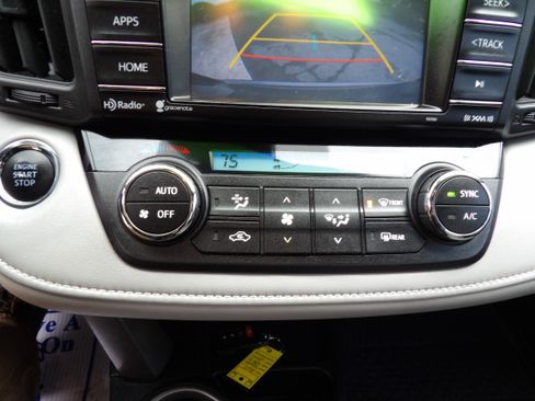 Used 2017 Toyota RAV4 XLE image 12