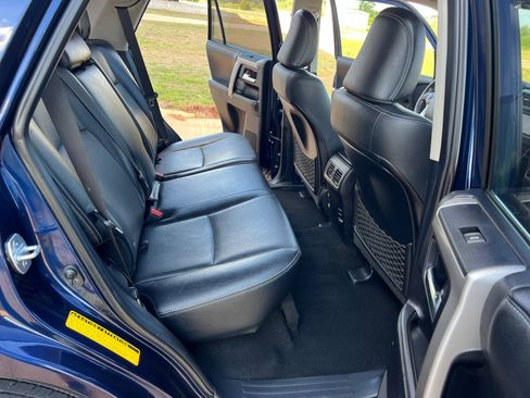 Used 2015 Toyota 4Runner Limited image 16