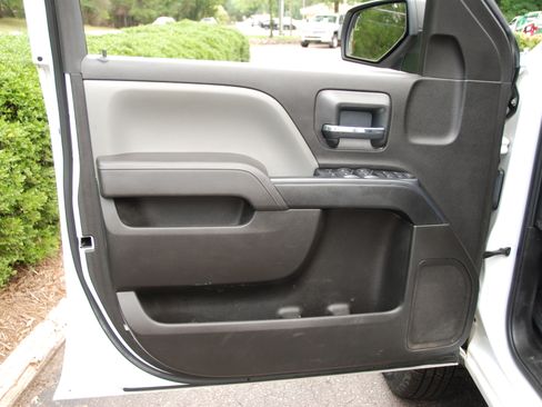 Used 2017 Chevrolet Silverado 2500 4x4 Crew Cab image 21