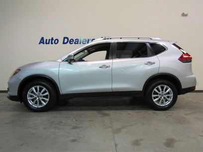 Used 2017 Nissan Rogue SV