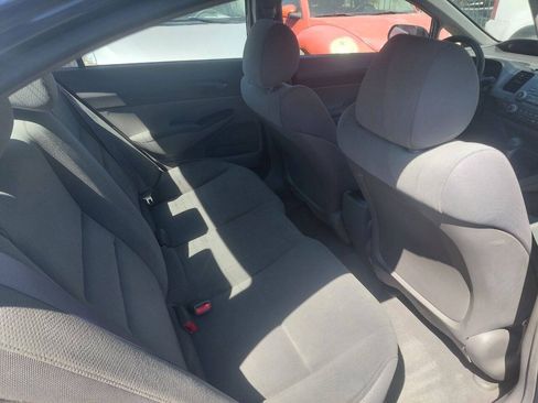 Used 2011 Honda Civic DX-VP image 11