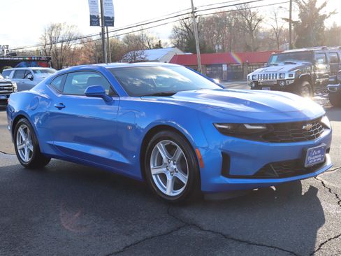 Used 2024 Chevrolet Camaro 1LT image 10