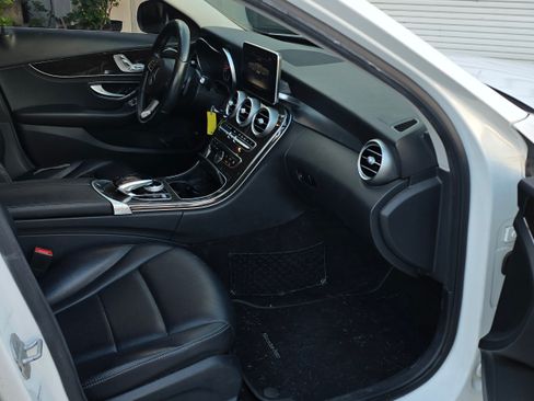Used 2015 Mercedes-Benz C 300 Sport image 10
