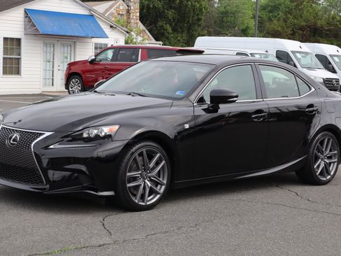 Used 2016 Lexus IS 300 AWD F Sport image 3