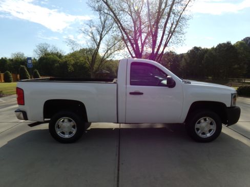 Used 2007 Chevrolet Silverado 1500 W/T RWD image 6