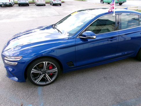 Used 2024 Genesis G70 2.5T Prestige RWD image 21