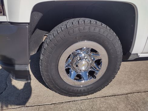 Used 2019 Chevrolet Silverado 1500 LD image 27