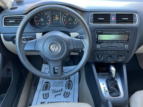 Used 2014 Volkswagen Jetta SE image 10