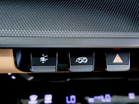 Used 2024 Porsche 911 Carrera 4S image 38