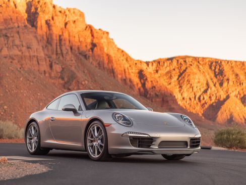 Used 2012 Porsche 911 Carrera S image 9