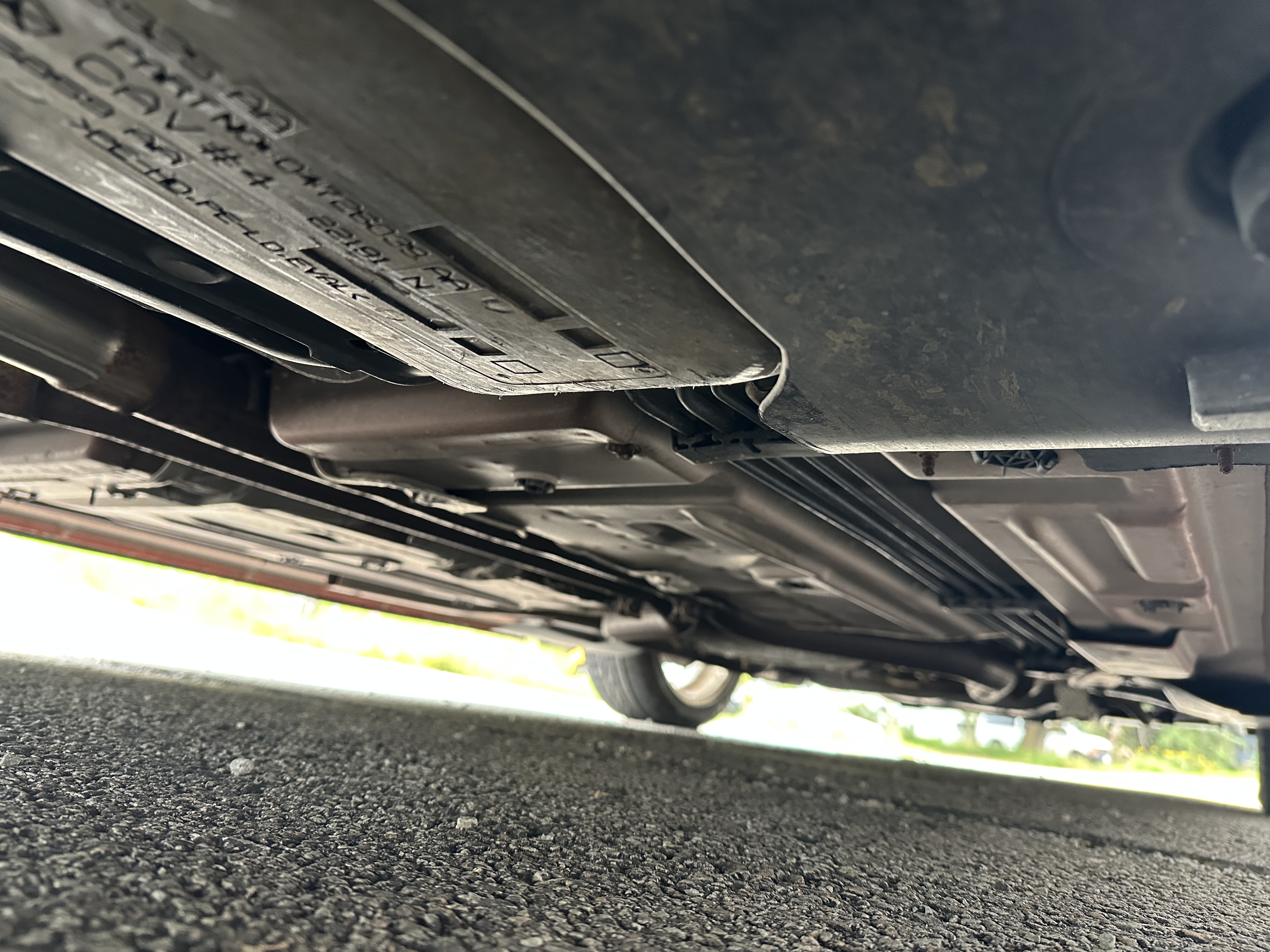 Used 2010 Dodge Challenger R/T RWD image 16