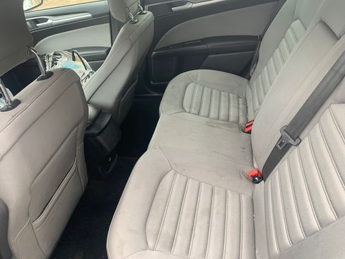 Used 2014 Ford Fusion S image 7