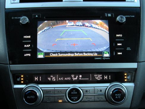 Used 2017 Subaru Outback 2.5i Limited image 23