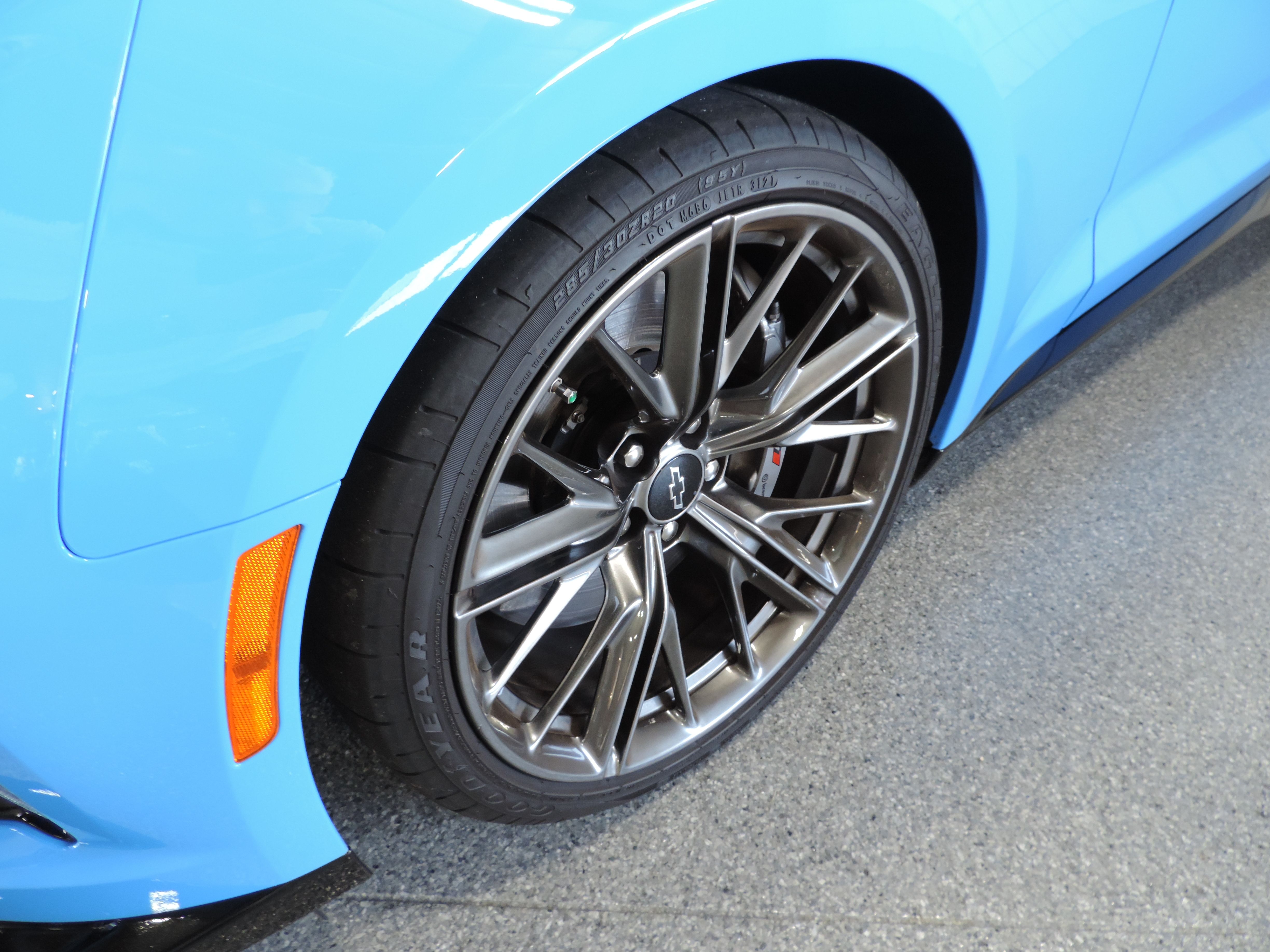 Used 2022 Chevrolet Camaro ZL1 Convertible RWD image 17