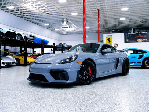 Used 2023 Porsche 718 Cayman GT4 image 4