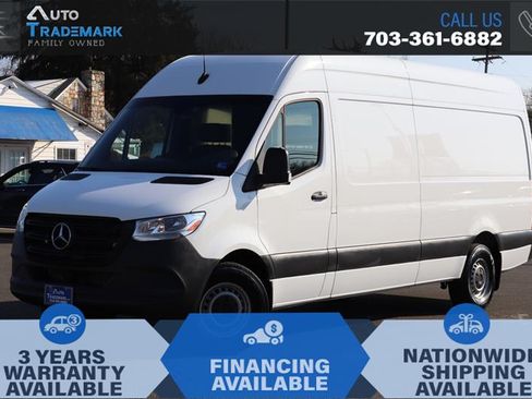 Used 2022 Mercedes-Benz Sprinter 2500 image 1