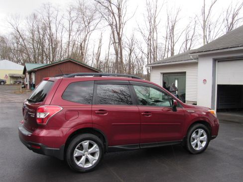Used 2014 Subaru Forester 2.5i Premium image 9