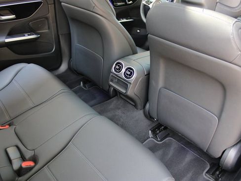 Used 2023 Mercedes-Benz C 300 image 14