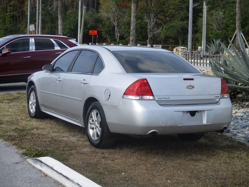 Used 2014 Chevrolet Impala Limited LS image 3
