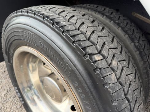 Used 2015 Ford F550 2WD Regular Cab Super Duty image 18