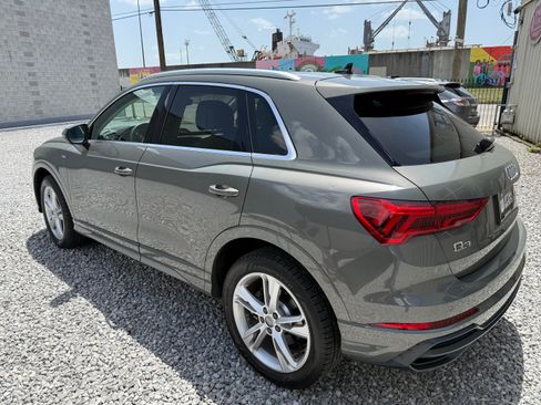 Used 2020 Audi Q3 quattro 2.0T Premium w/ S Line AWD/4WD image 11