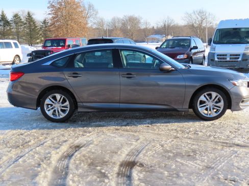 Used 2018 Honda Accord LX image 4