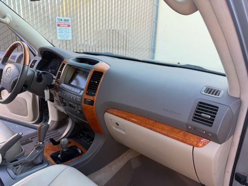 Used 2007 Lexus GX 470 UNAVAIL AWD/4WD image 34