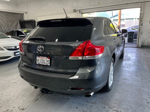 Used 2011 Toyota Venza image 7
