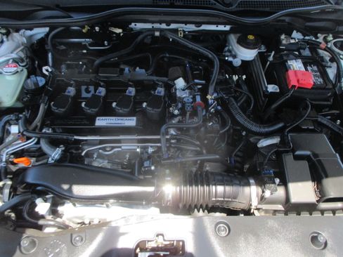 Used 2020 Honda Civic EX Hatchback image 18