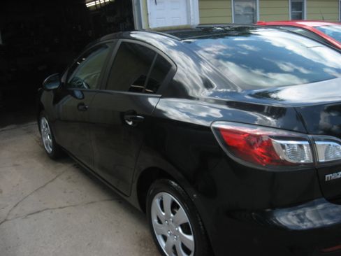 Used 2013 MAZDA MAZDA3 i SV Sedan FWD image 6