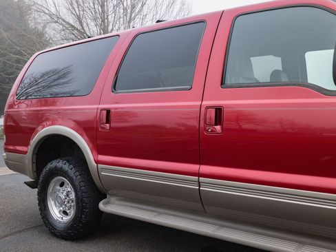 Used 2003 Ford Excursion Eddie Bauer image 15