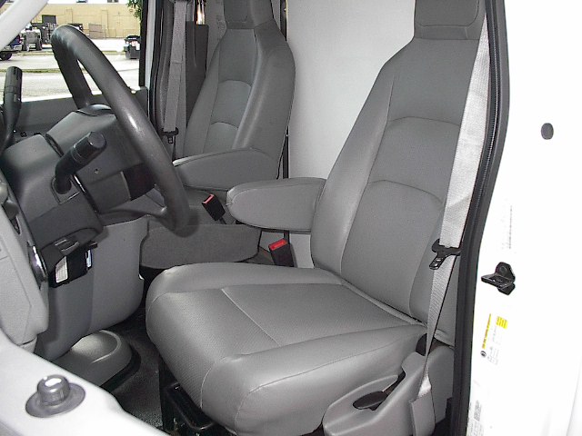 Used 2024 Ford E-450 and Econoline 450 RWD image 16