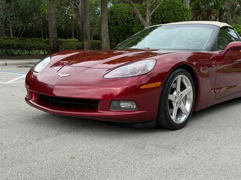 Used 2006 Chevrolet Corvette Convertible RWD image 31