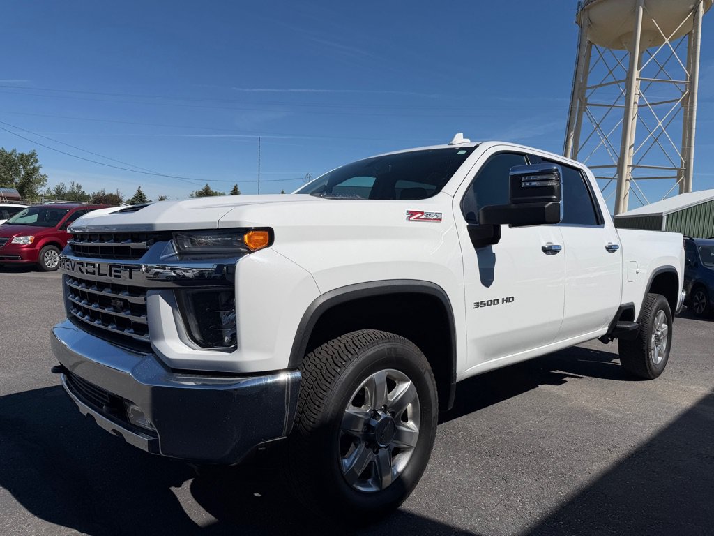 Used 2022 Chevrolet Silverado 3500 LTZ AWD/4WD image 2