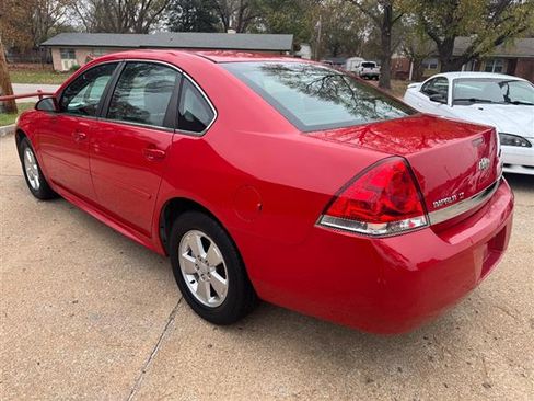 Used 2011 Chevrolet Impala LT image 2