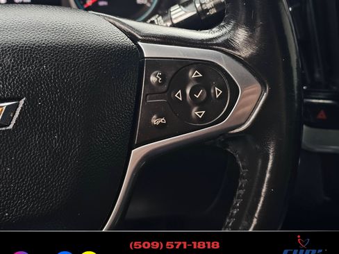 Used 2021 Chevrolet Traverse LT image 13