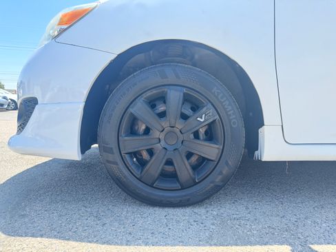 Used 2010 Toyota Matrix S AWD image 14