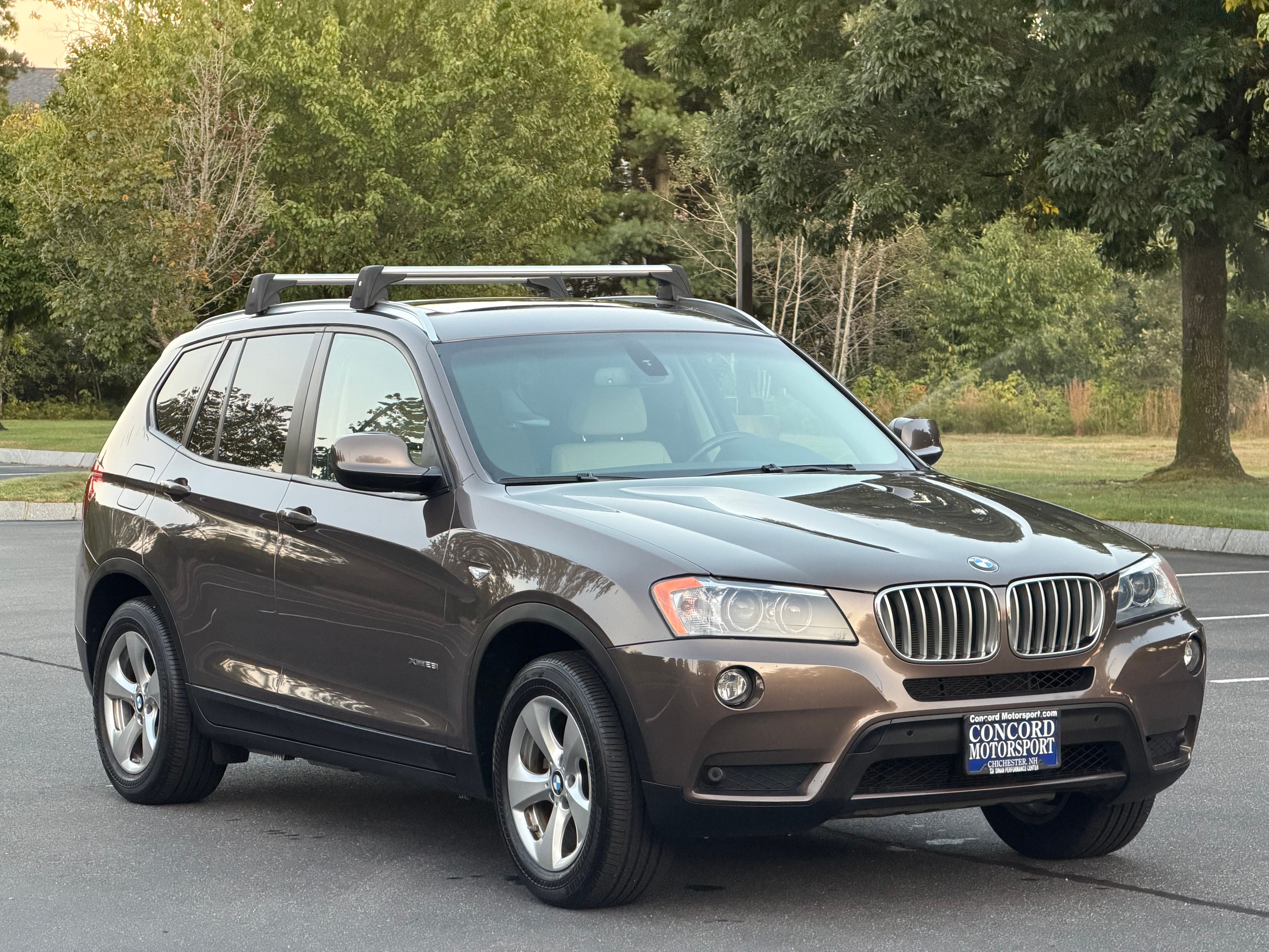 Used 2012 BMW X3 xDrive28i AWD/4WD image 1