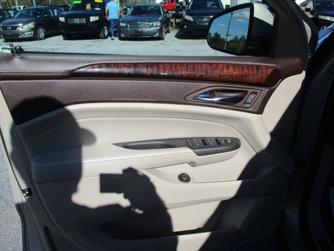 Used 2012 Cadillac SRX Luxury image 20