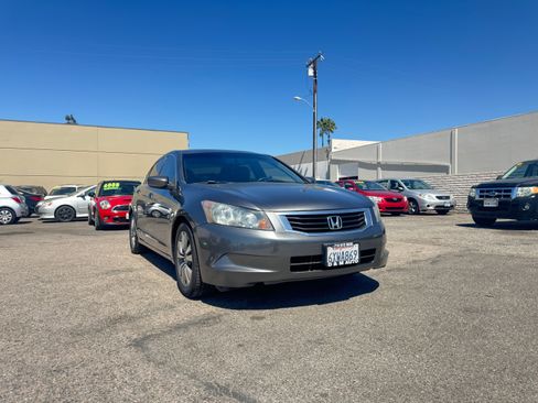 Used 2010 Honda Accord EX-L Sedan image 12